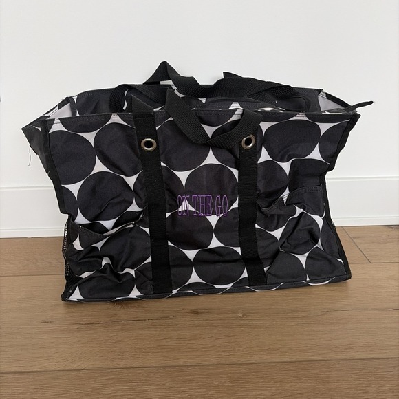 thirty-one Handbags - THIRTY-ONE Large TOTE Bag BIG BLACK & WHITE POLKA DOTS Handles Zip Top Utility‎